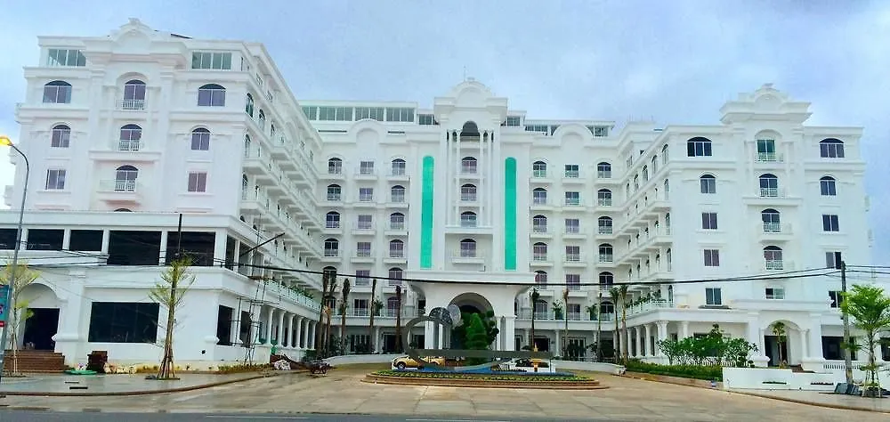 White Sand Palace Hotel location